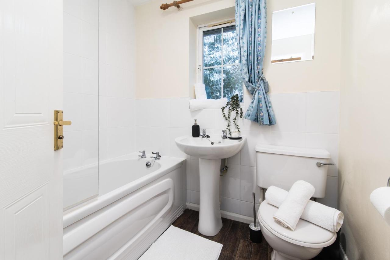 Coventry- Perchfoot 3 Bedroom Contractor And Pet-Friendly Spacious House By Sublime Stays מראה חיצוני תמונה